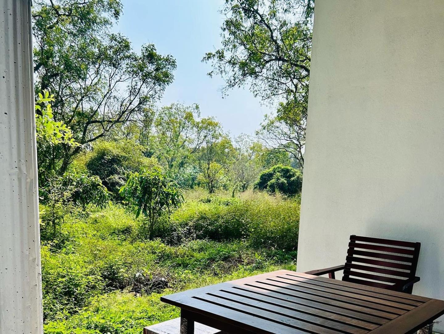Neem Holiday Bungalow Yala Tissamaharama Exterior photo
